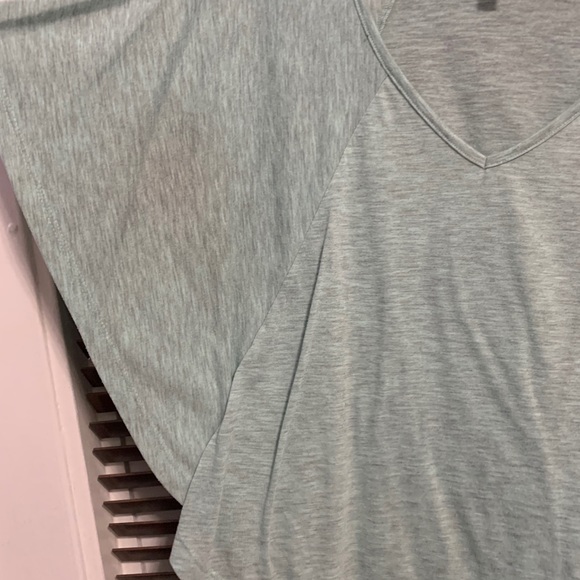 Shirt - Picture 2 of 4